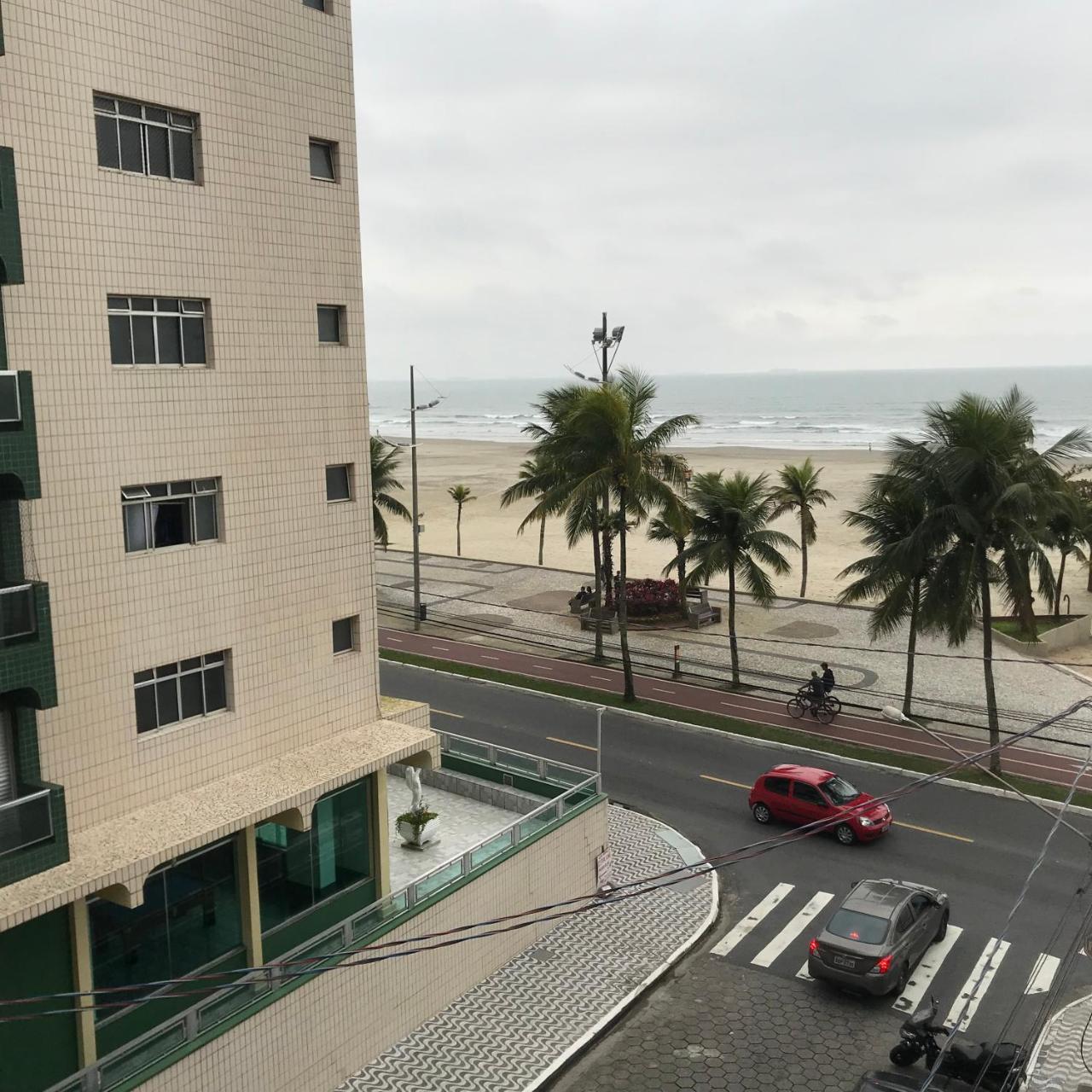Hotel Araguaia Praia Grande  Exterior photo